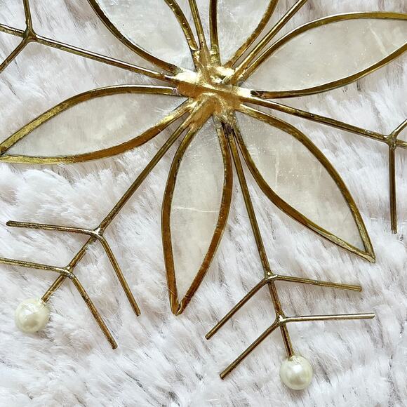 Vintage Christmas Mother-of-Pearl Gold-Tone Snowflake Holiday Ornament - Picture 10 of 15